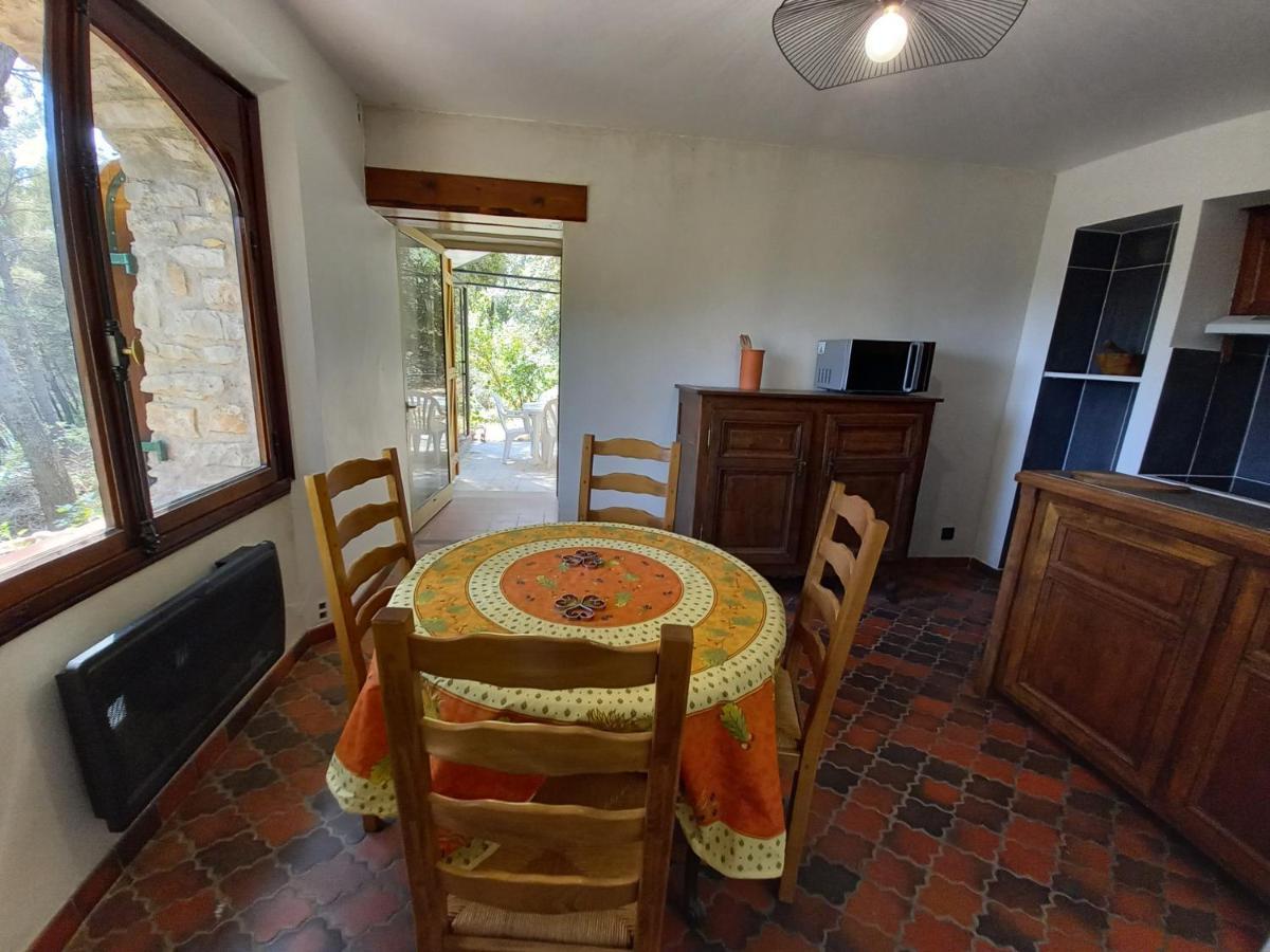 Les Pins Apartment Le Castellet  Ngoại thất bức ảnh
