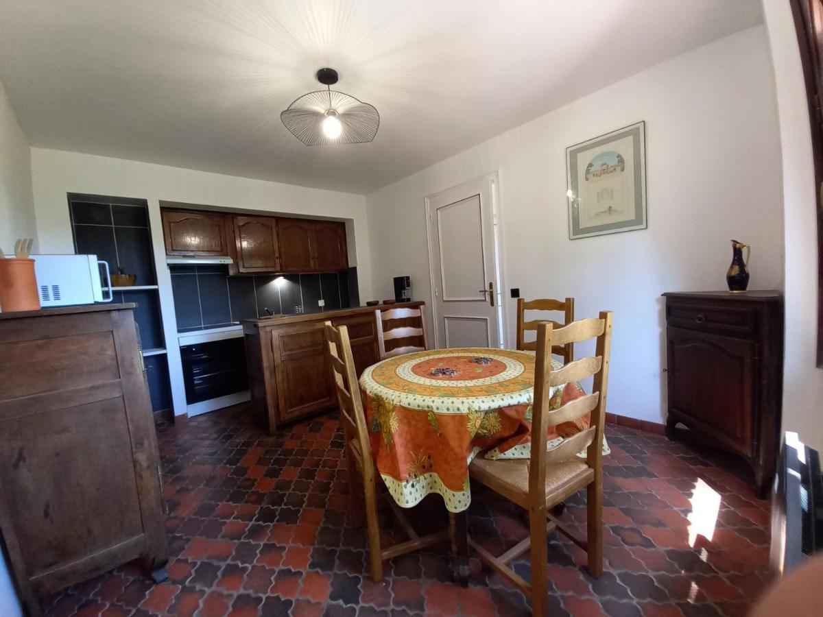 Les Pins Apartment Le Castellet  Ngoại thất bức ảnh